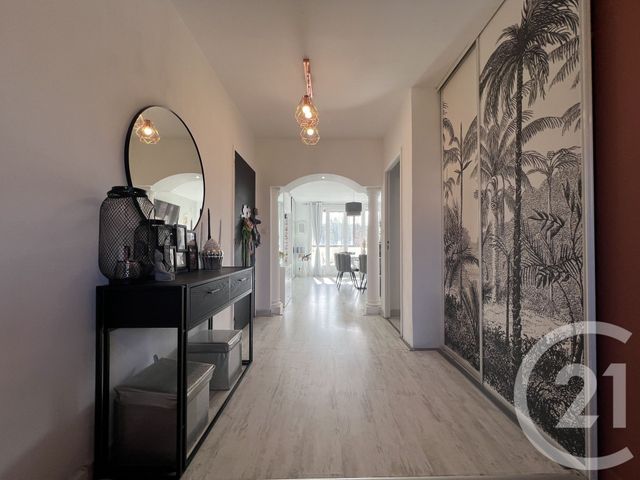 Appartement F4 à vendre - 4 pièces - 72.35 m2 - COGOLIN - 83 - PROVENCE-ALPES-COTE-D-AZUR - Century 21 Thomas Thum Immobilier