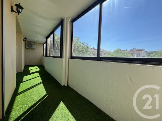 Appartement F4 à vendre - 4 pièces - 72.35 m2 - COGOLIN - 83 - PROVENCE-ALPES-COTE-D-AZUR - Century 21 Thomas Thum Immobilier