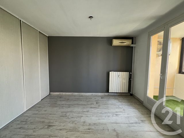 Appartement F4 à vendre - 4 pièces - 72.35 m2 - COGOLIN - 83 - PROVENCE-ALPES-COTE-D-AZUR - Century 21 Thomas Thum Immobilier
