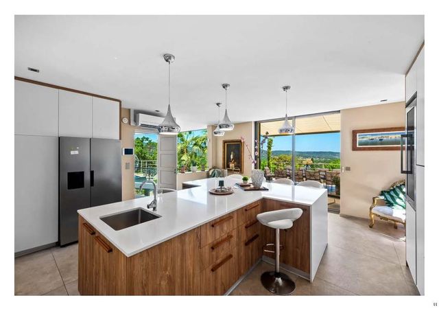 maison à vendre - 7 pièces - 370.0 m2 - RAMATUELLE - 83 - PROVENCE-ALPES-COTE-D-AZUR - Century 21 Thomas Thum Immobilier