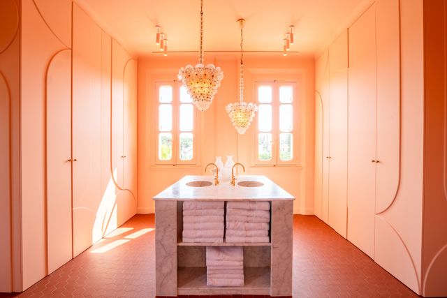 maison à vendre - 6 pièces - 320.0 m2 - ST TROPEZ - 83 - PROVENCE-ALPES-COTE-D-AZUR - Century 21 Thomas Thum Immobilier